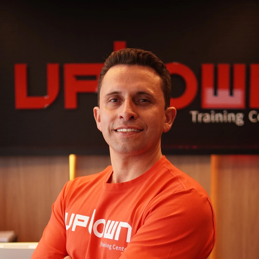 Leandro Vitor dos Santos — Consultor